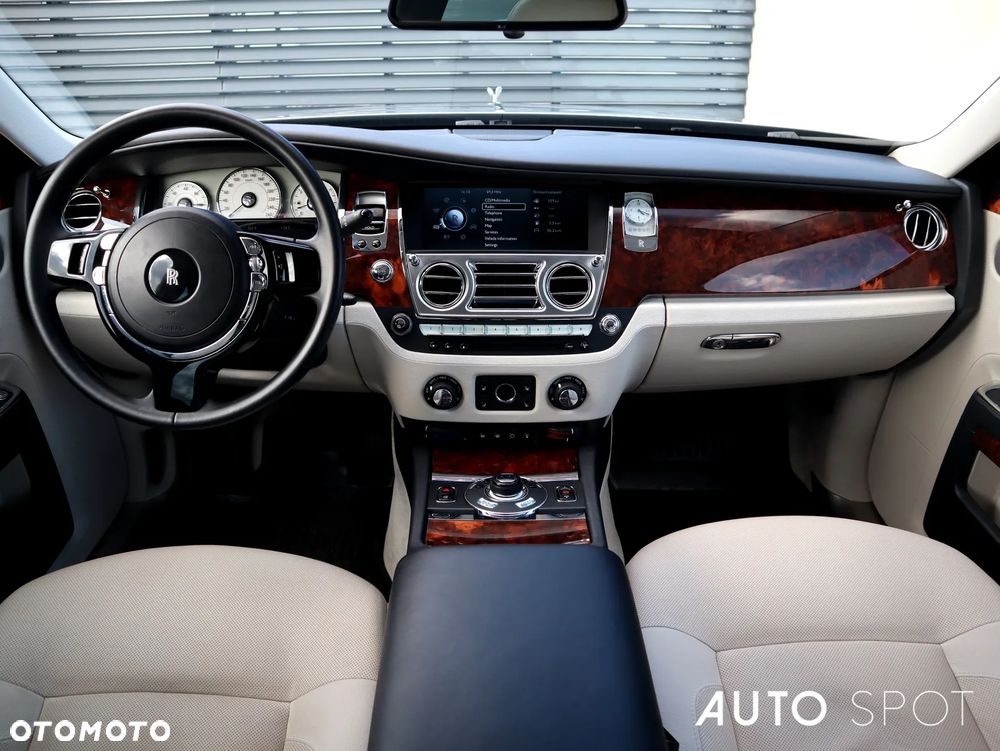 Rolls-Royce Ghost Standard - 20