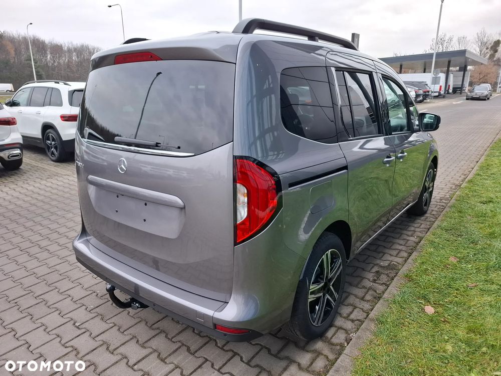 Mercedes-Benz Klasa T 180 d Progressive - 8