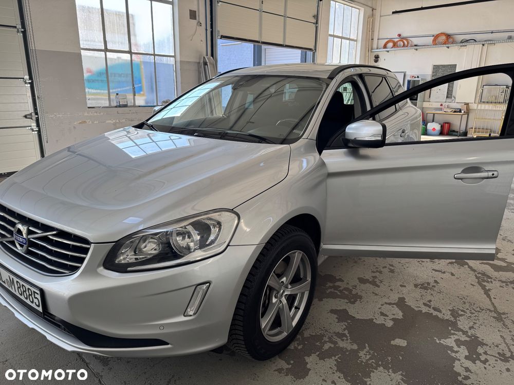Volvo XC 60 D3 Geartronic Summum - 3