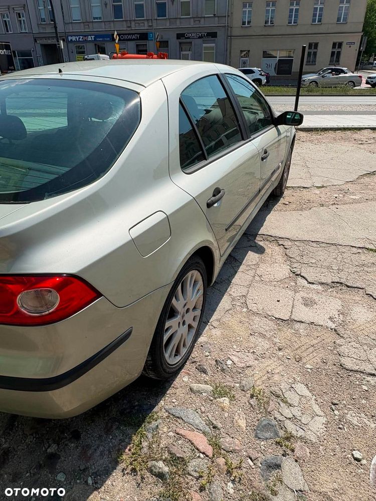 Renault Laguna ver-1-6-authentique - 10