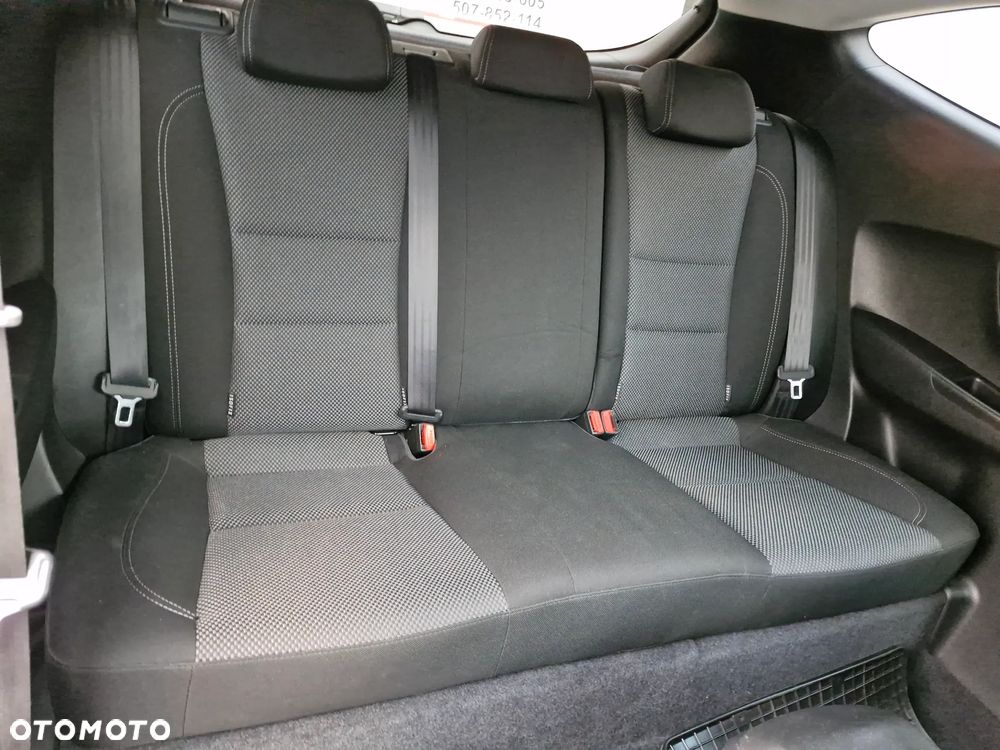 Hyundai i30 1.6 CRDi Comfort - 16