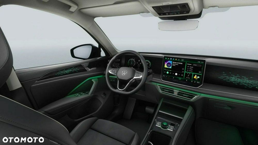 Volkswagen Tiguan - 11