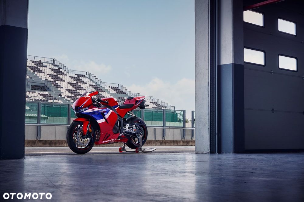Honda CBR - 14