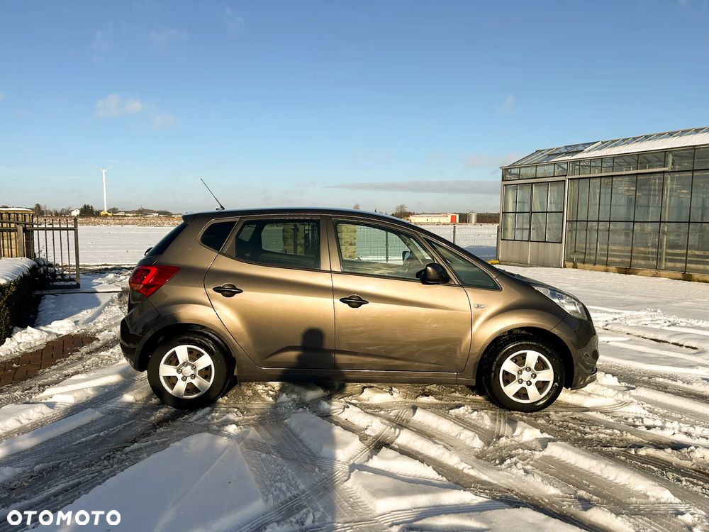 Kia Venga 1.4 CVVT Spirit - 11