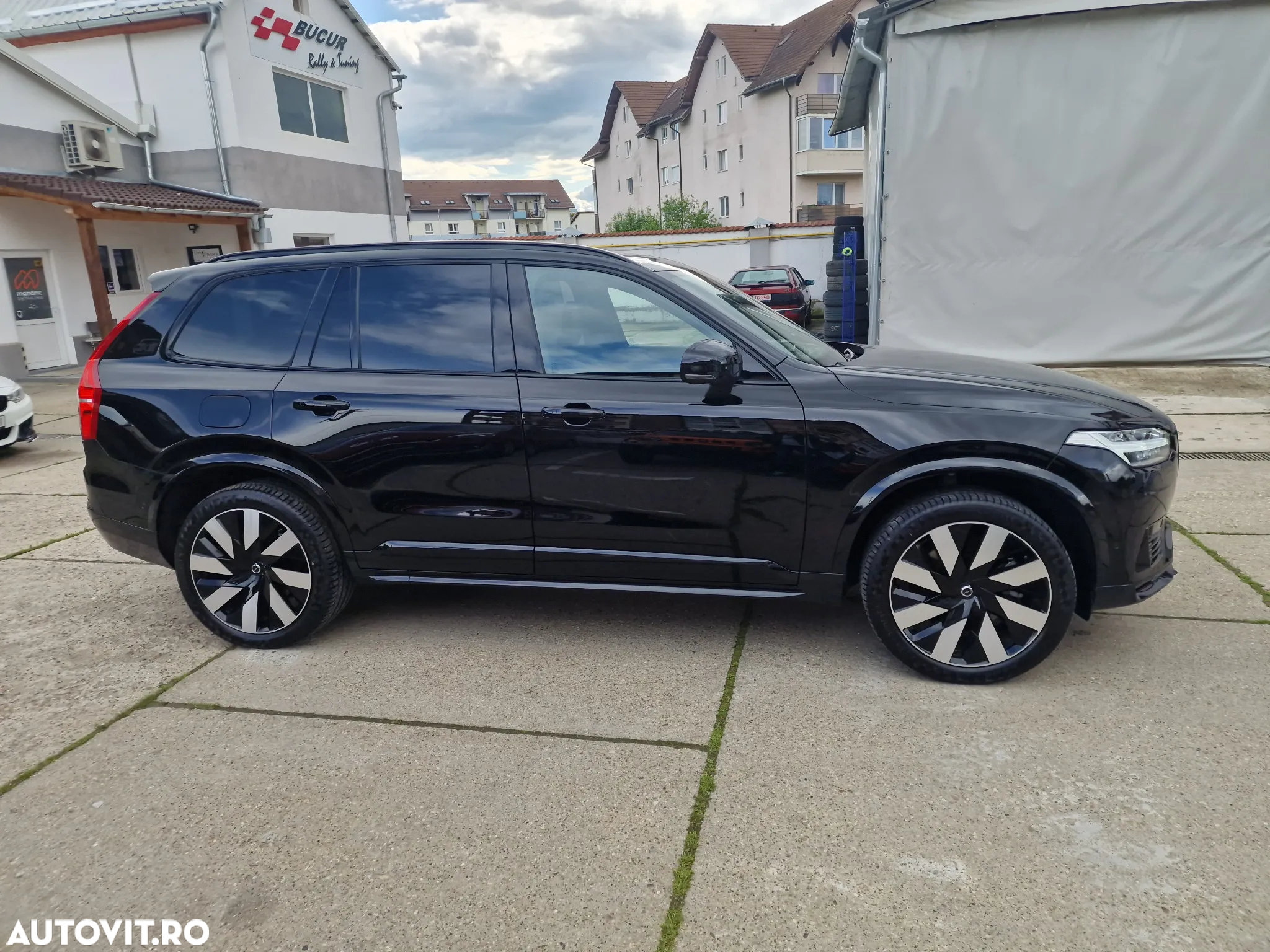 Volvo XC 90 T8 AWD Twin Engine Geartronic RDesign - 4