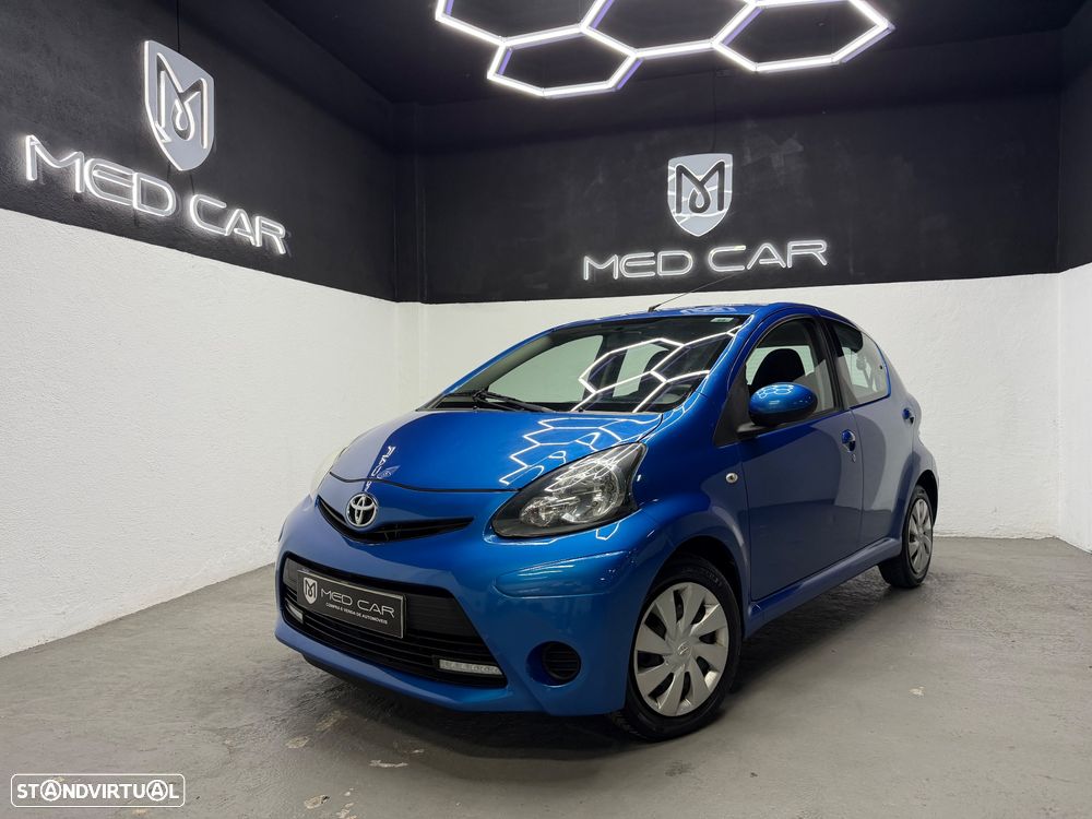 Toyota Aygo 1.0 Blue Edition - 2