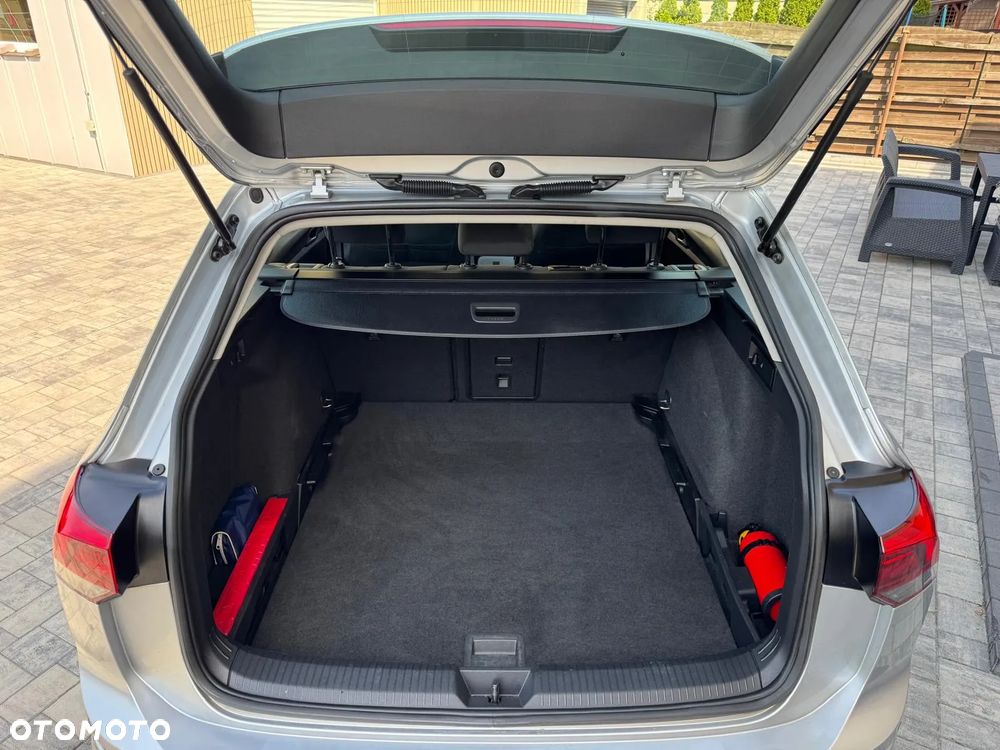Volkswagen Golf VIII 1.5 TSI EVO Life - 7