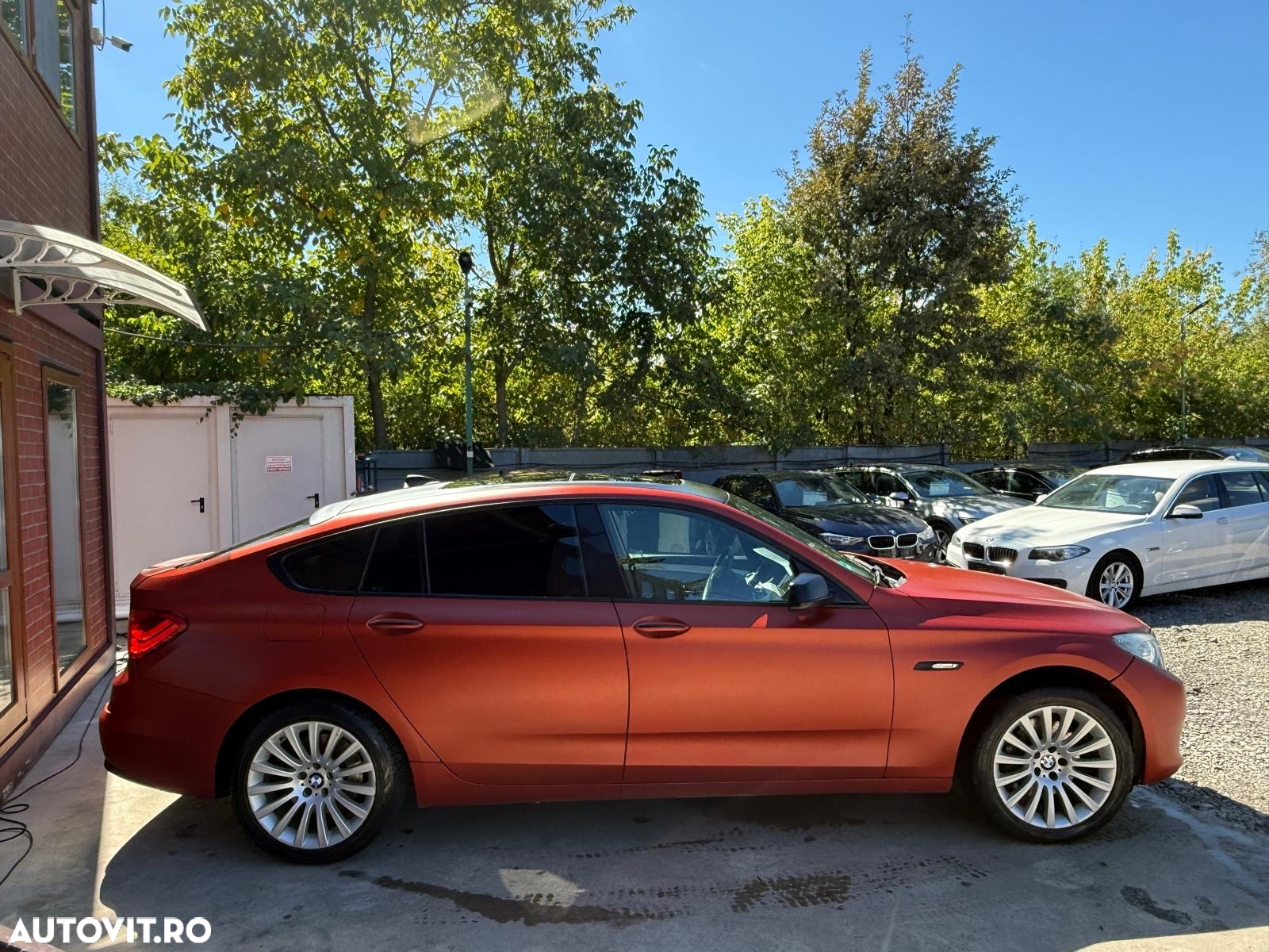 BMW Seria 5 530d xDrive Aut. GT - 38