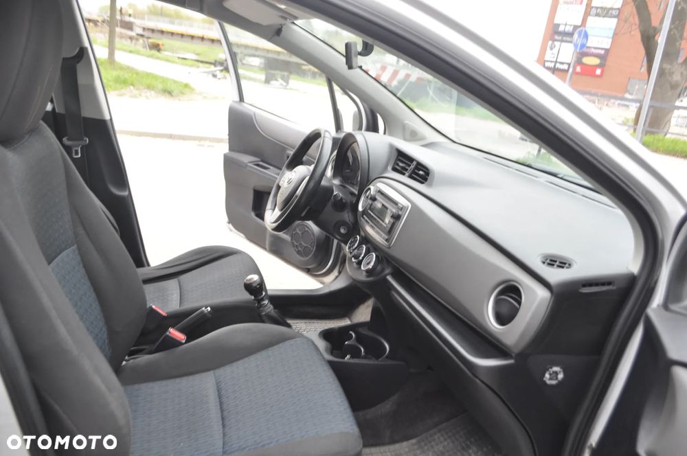 Toyota Yaris 1.33 Luna Start - 10