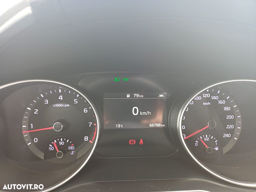 Kia XCeed 1.5 T-GDI 6MT Style - 17