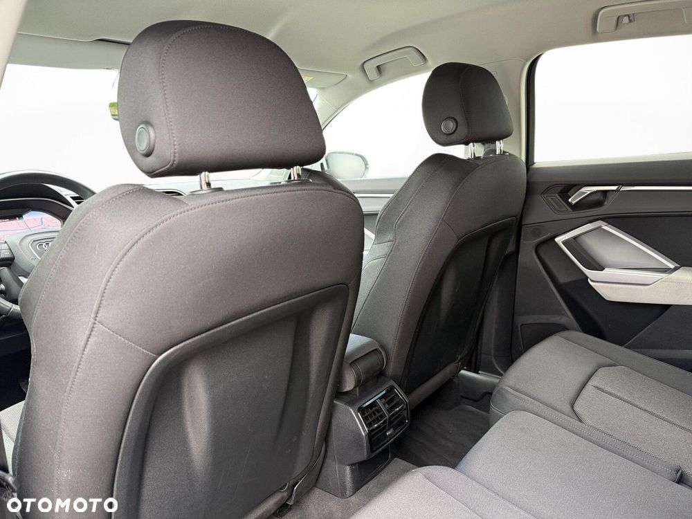 Audi Q3 Sportback - 28