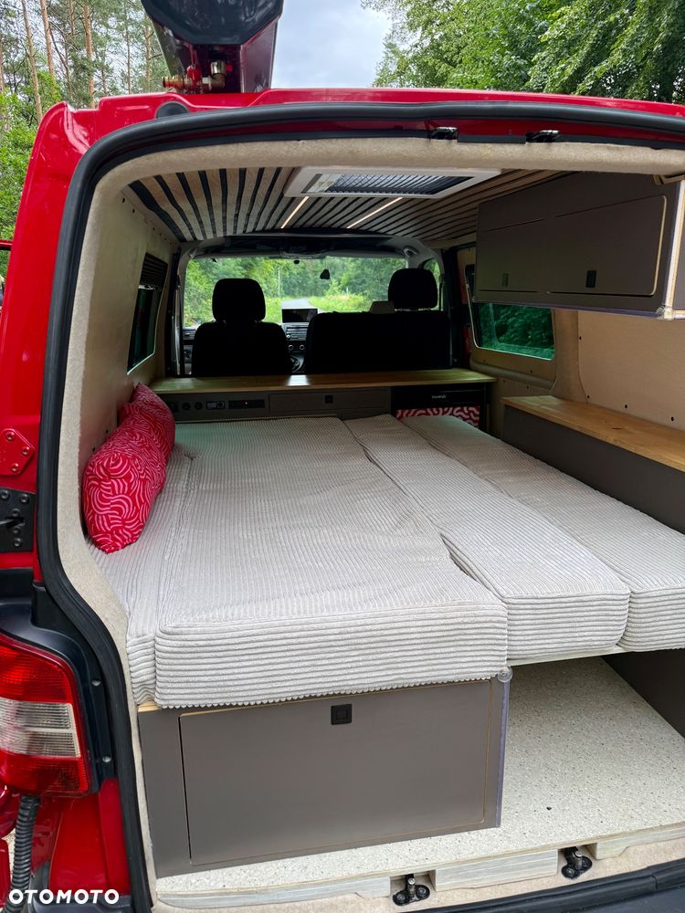Volkswagen T5 - 20