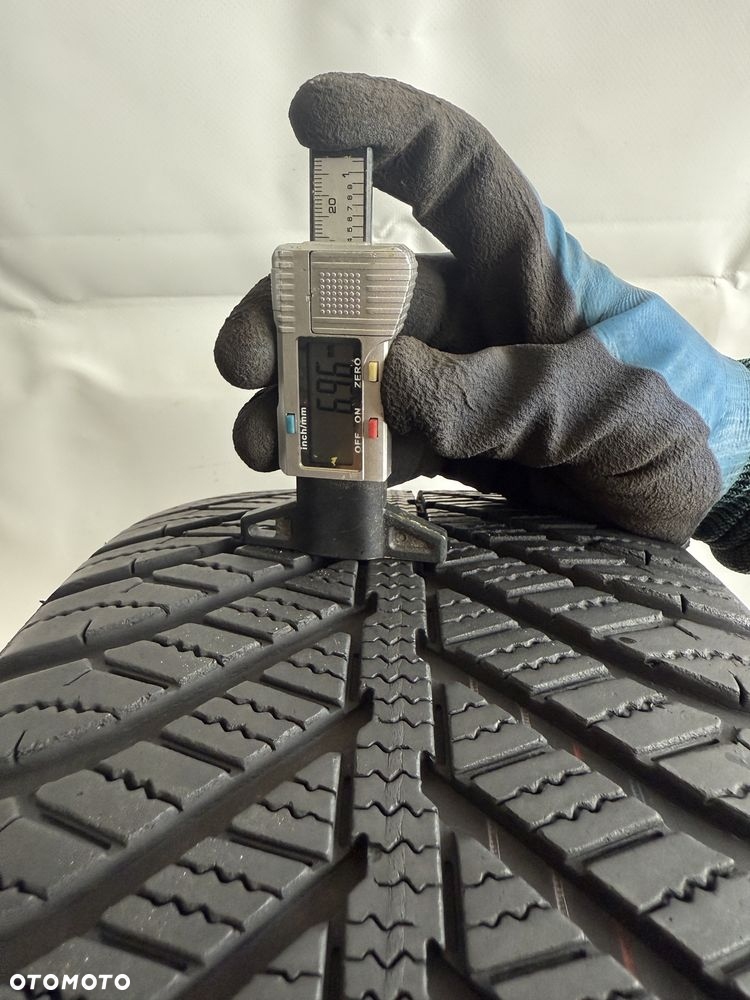 225/45/17 Goodyear Vector 4Seasons 94V 2018R (351) - 4