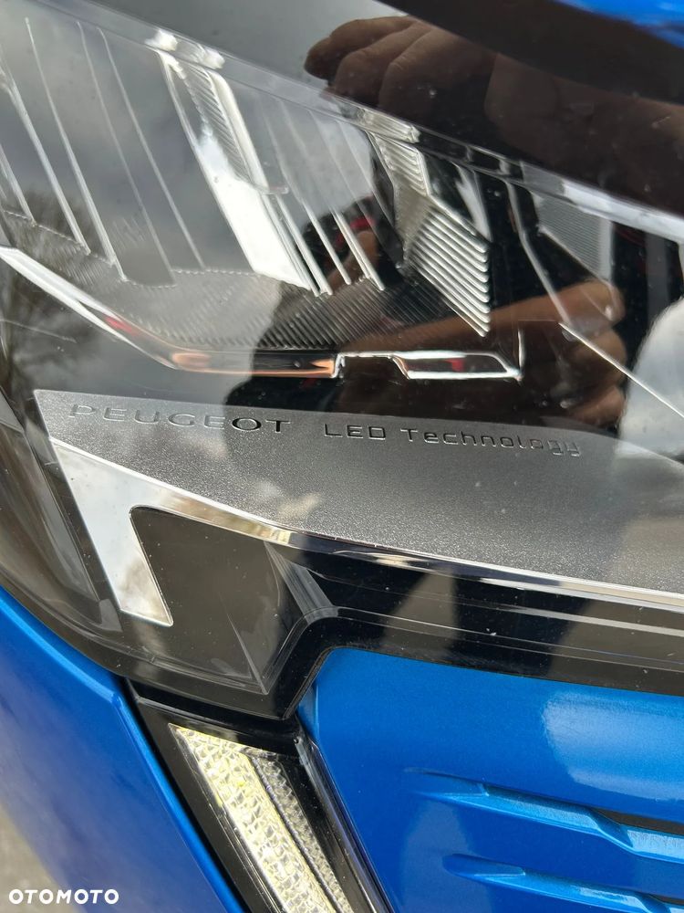 Peugeot 3008 PureTech 180 Stop & Start GPF EAT8 Allure - 6