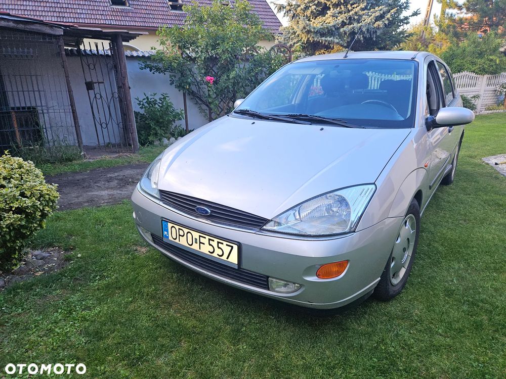 Ford Focus 2.0 Ghia - 2