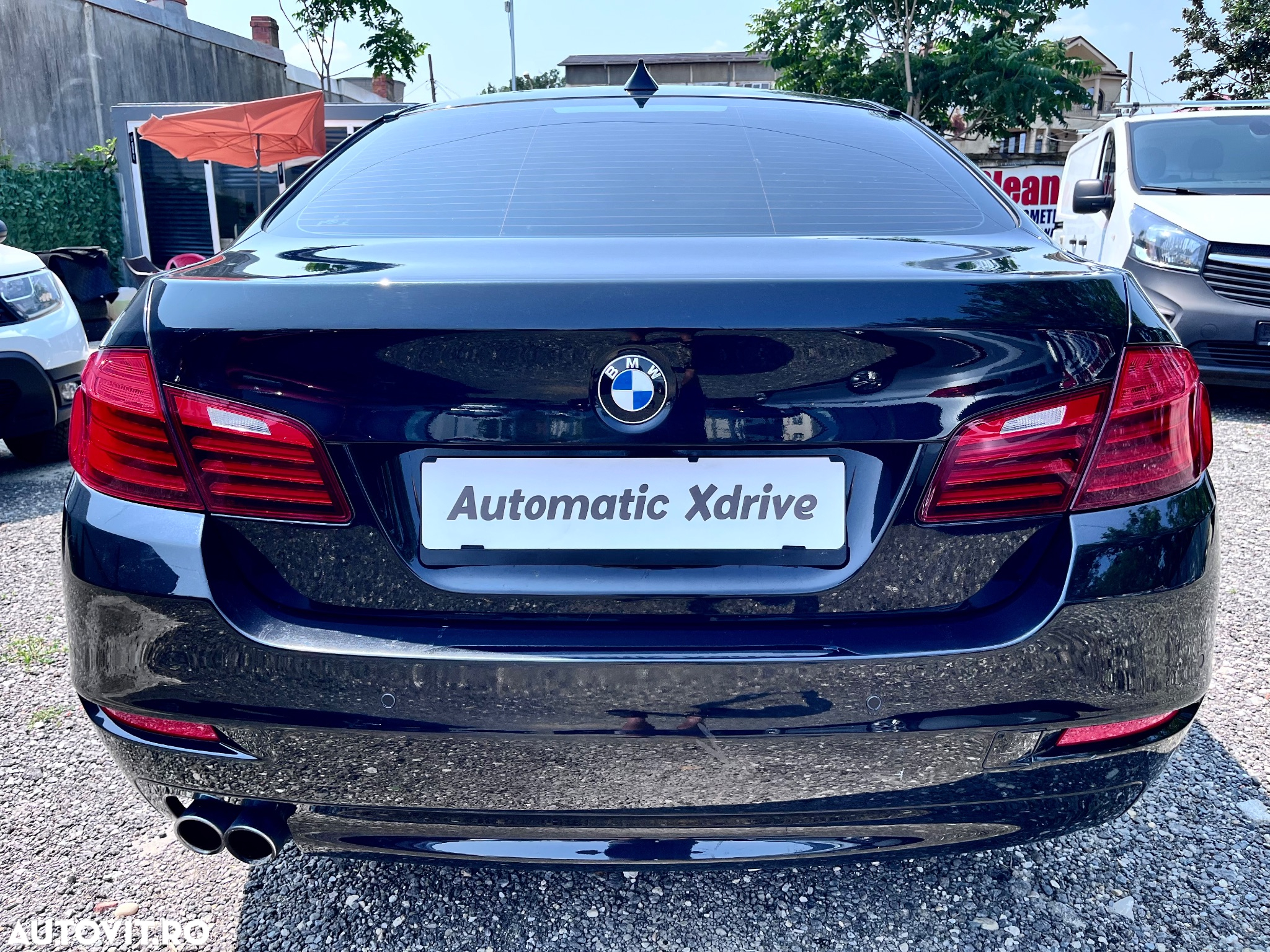 BMW Seria 5 525d xDrive Aut. Luxury Line - 9