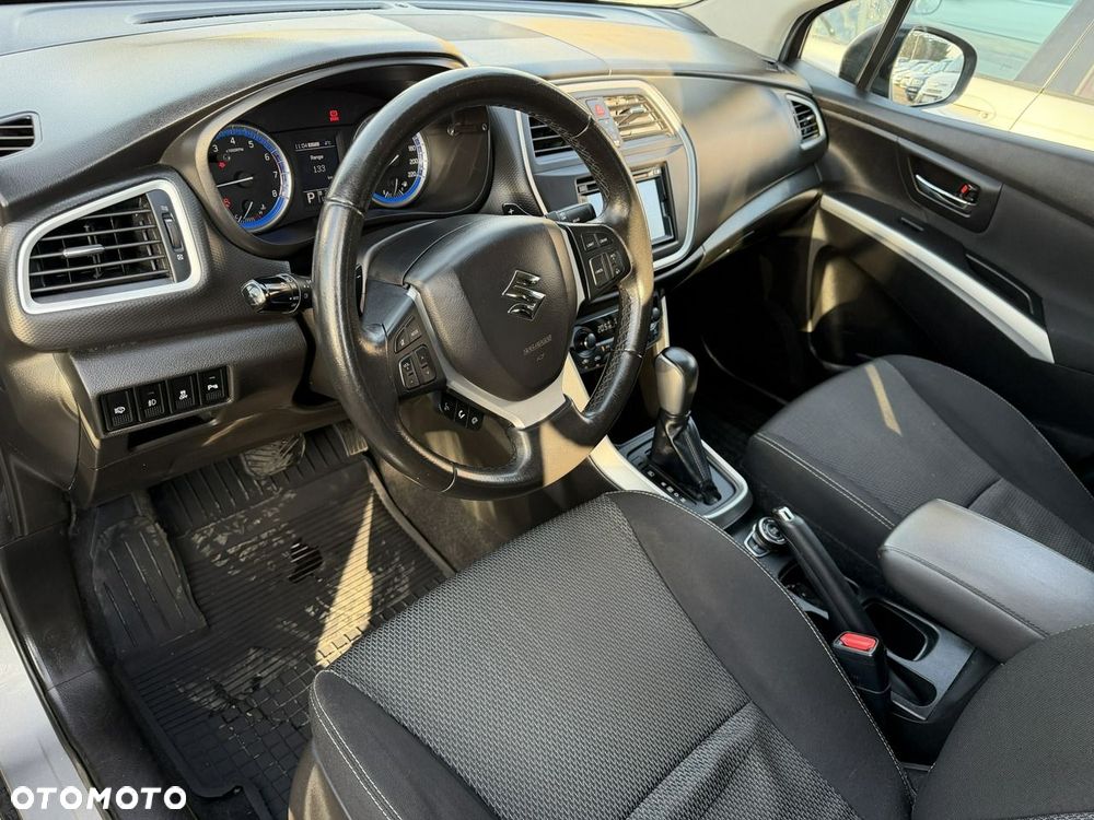 Suzuki S-Cross - 5
