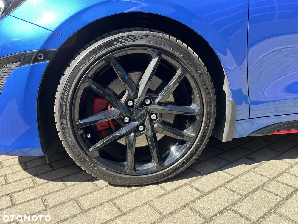 Kia ProCeed 1.6 T-GDI GT DCT - 18