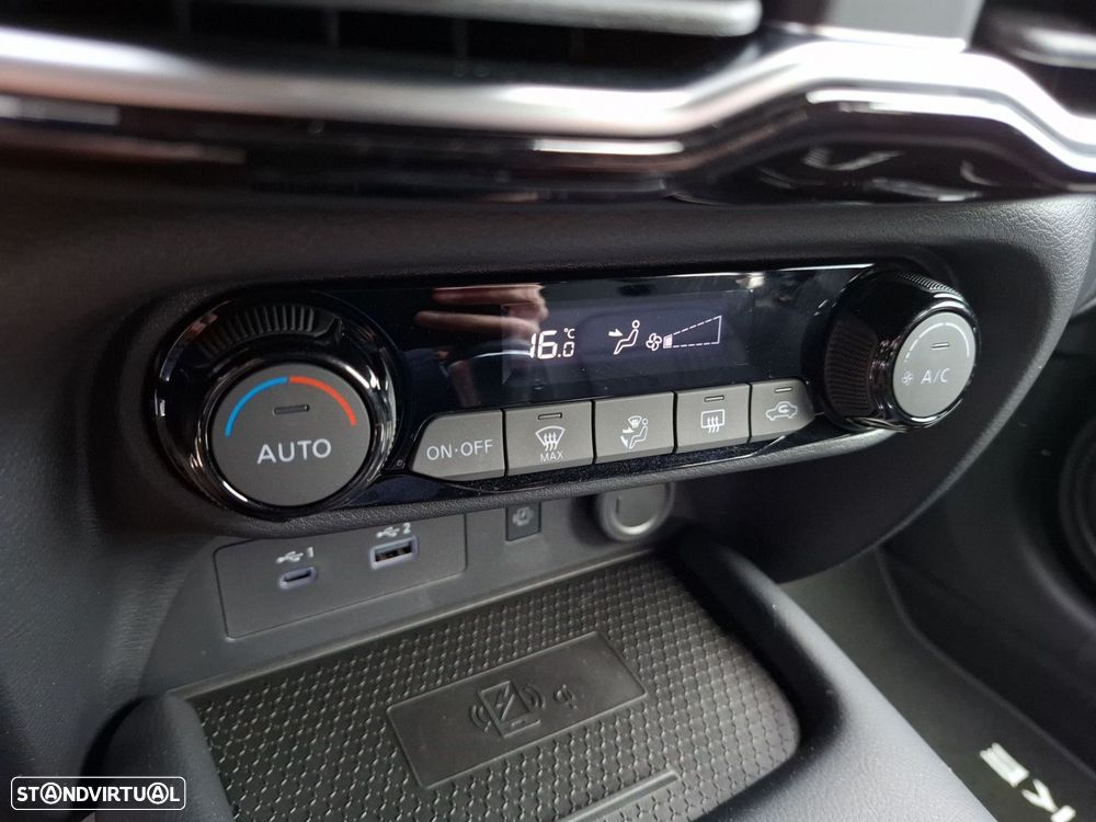 Nissan Juke 1.0 DIG-T Tekna - 24