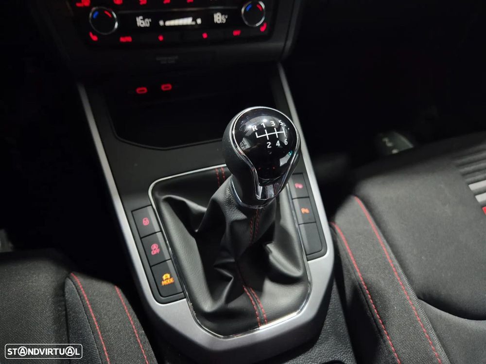 SEAT Arona 1.0 TSI FR - 24