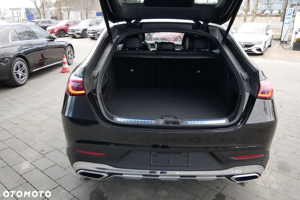 Mercedes-Benz GLC - 9