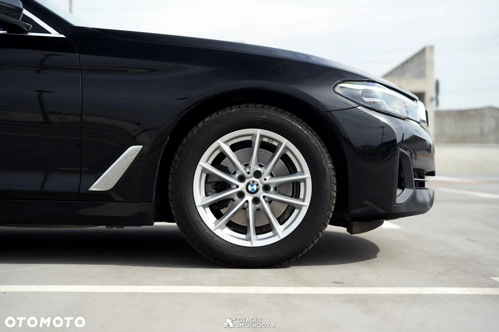 BMW Seria 5 520d - 9