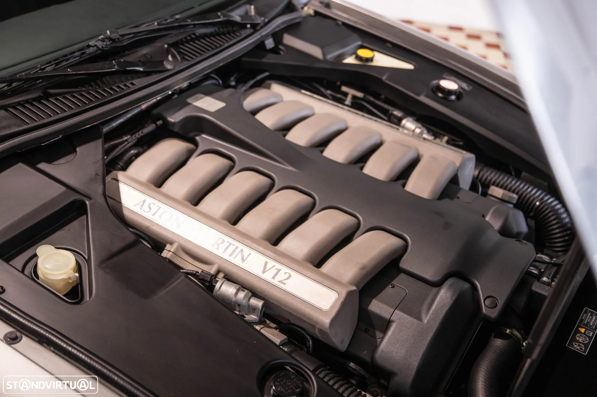 Aston Martin DB7 Vantage Coupé - 13