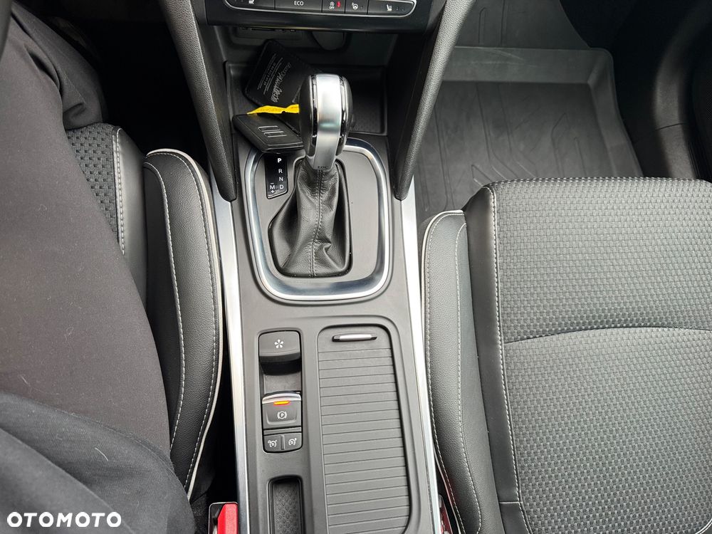 Renault Megane dCi 110 FAP EDC Bose Edition - 33