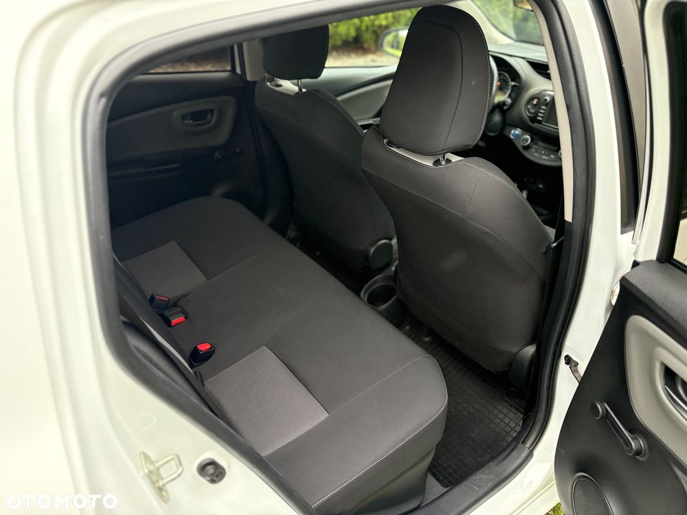 Toyota Yaris - 13