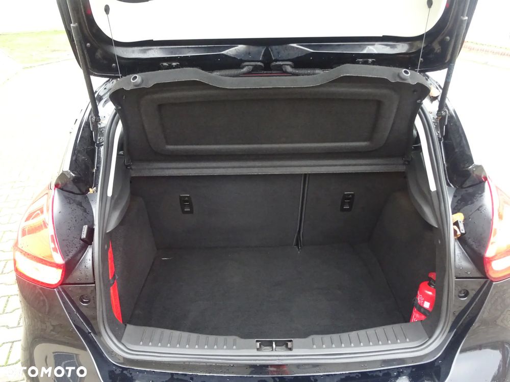 Ford Focus 2.0 TDCi ST-Line Red ASS - 14