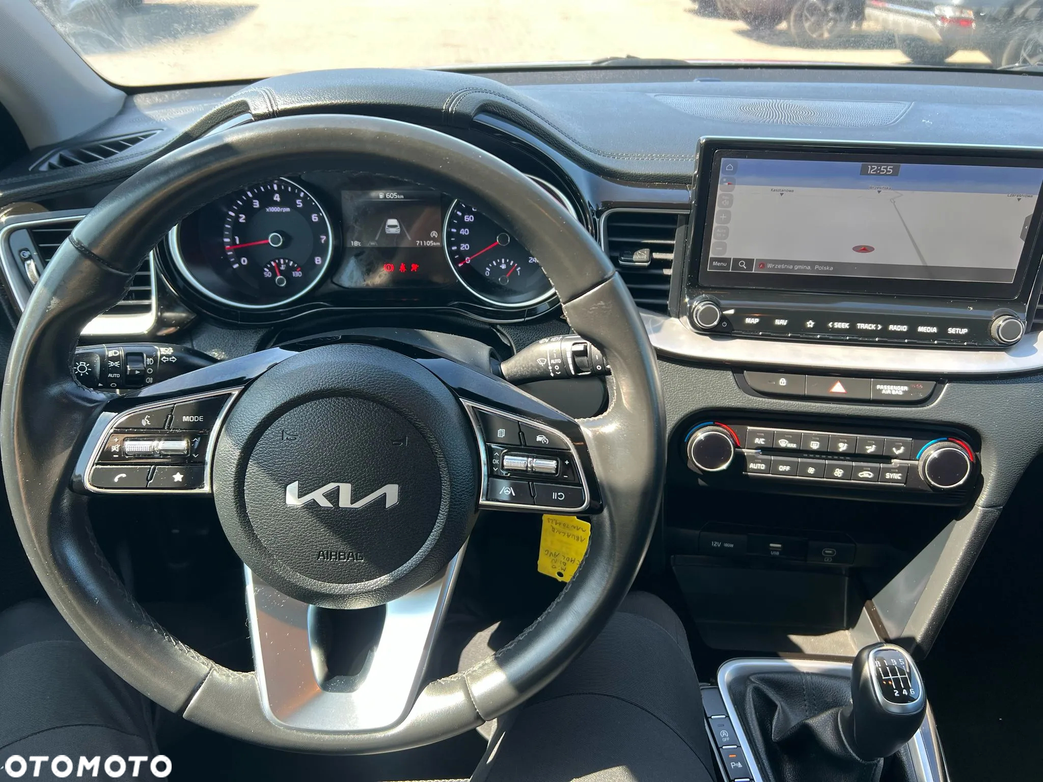 Kia Ceed - 11
