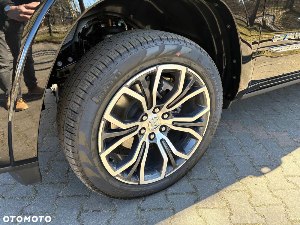 RAM 1500 Tungsten - 14