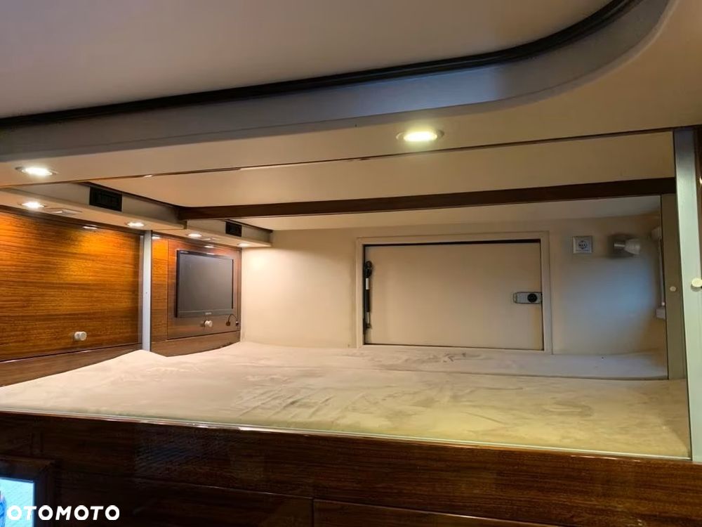 Scania P320 Interhorse – Transporter dla 5 Koni - część mieszkalna ok. 27,5 m² - 12