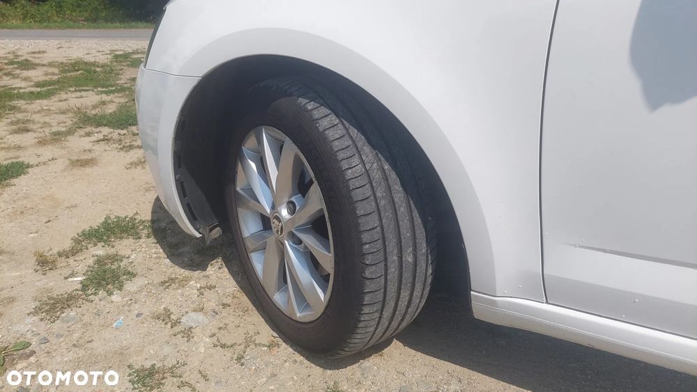 Skoda Octavia 1.6 TDI DSG Style - 11