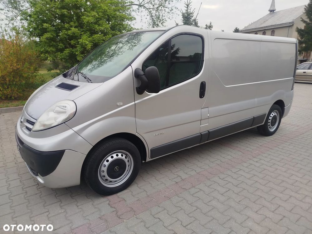 Renault Trafic - 1