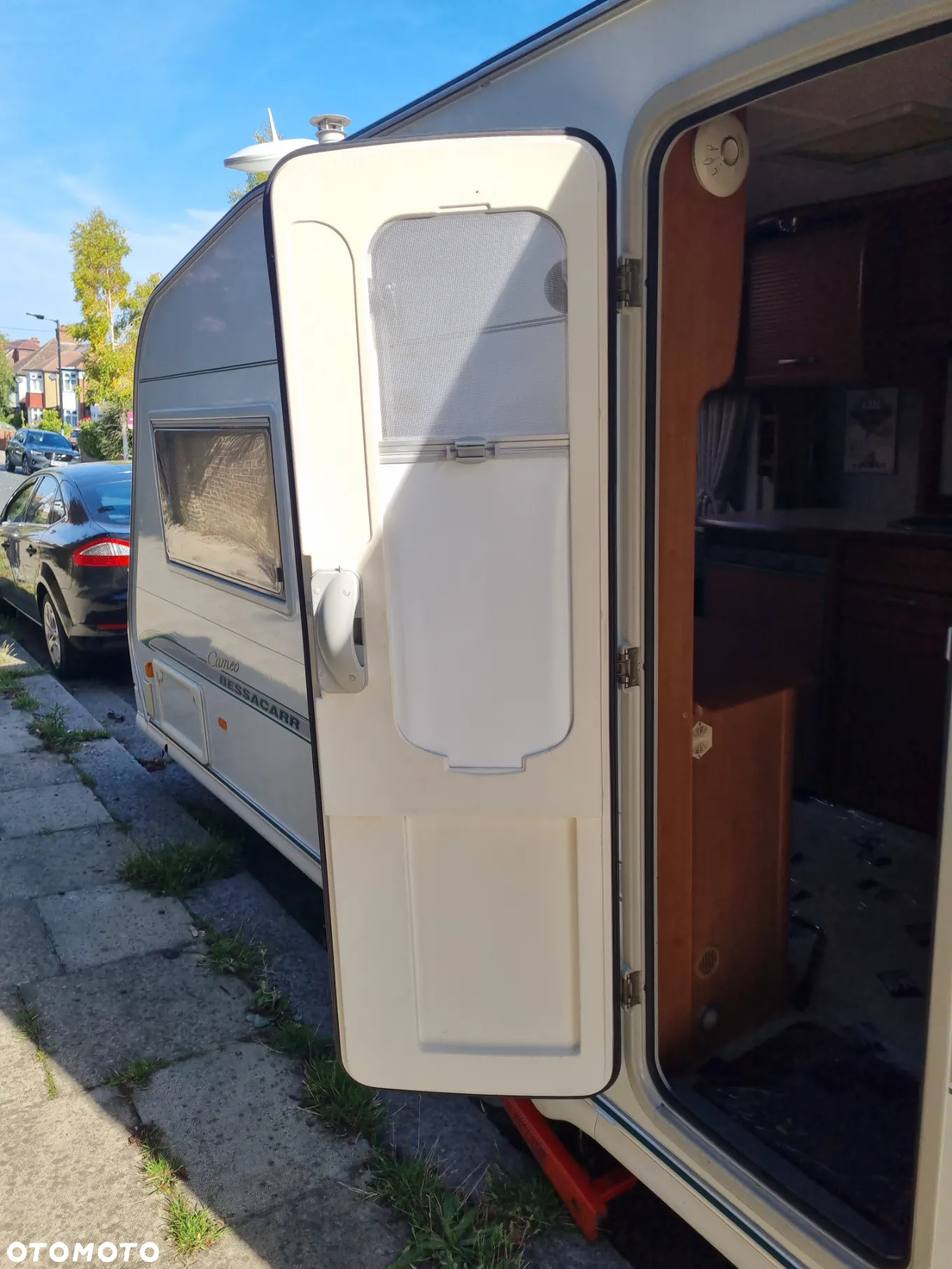 SWIFT Cameo Bessacarr 495 SL - 9
