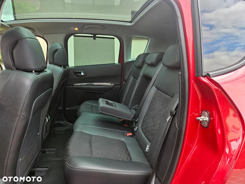 Peugeot 3008 1.6 BlueHDi Allure S&S - 14