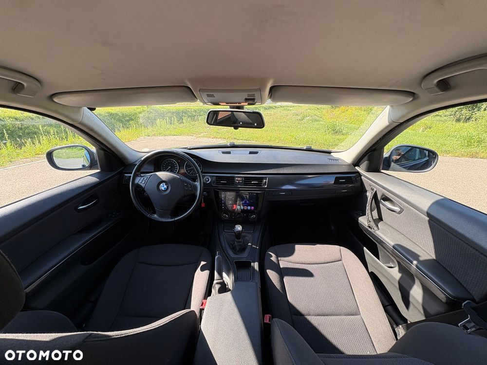 BMW Seria 3 318i Edition Sport - 7