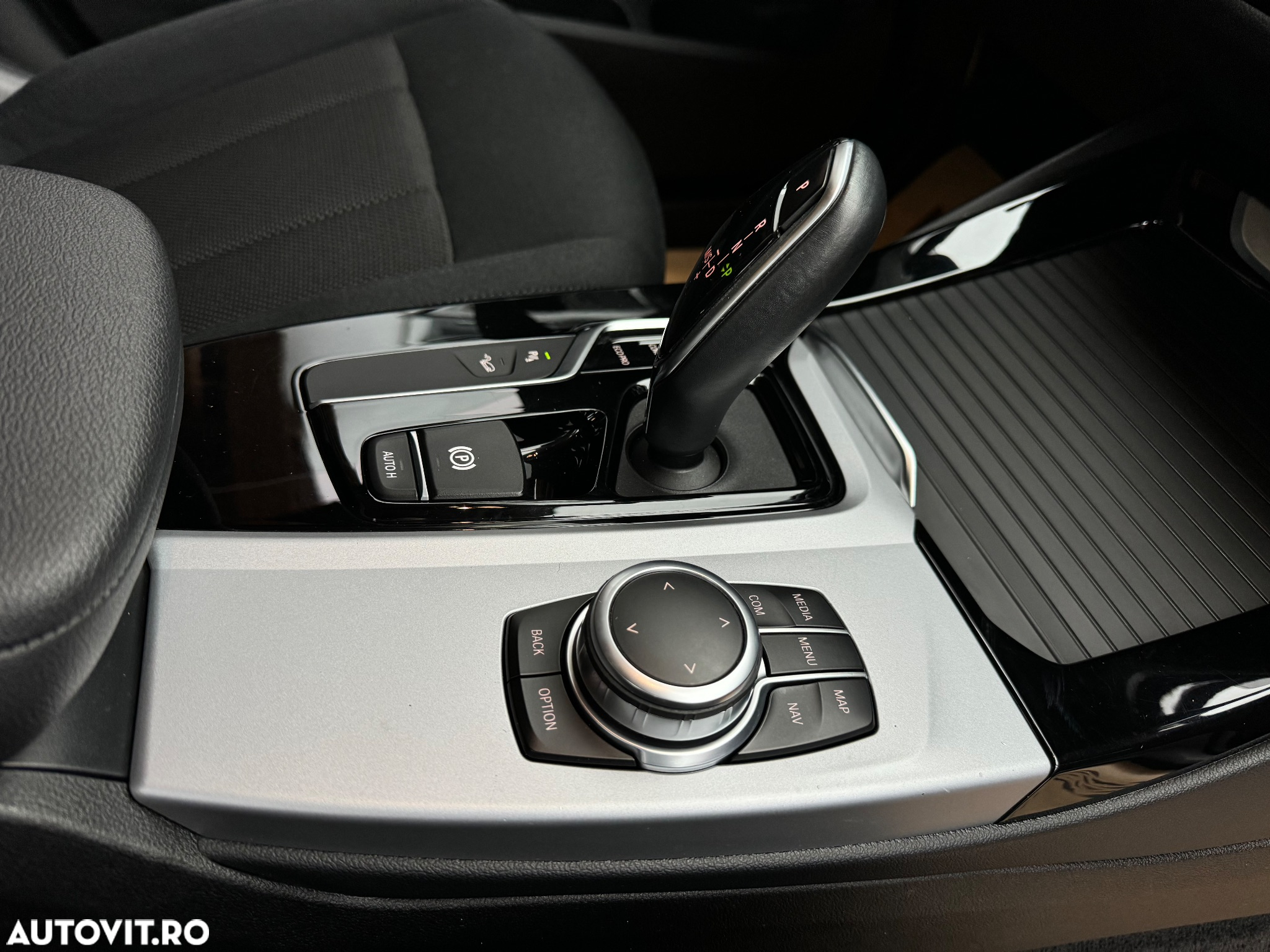 BMW X3 xDrive20d AT Advantage - 24