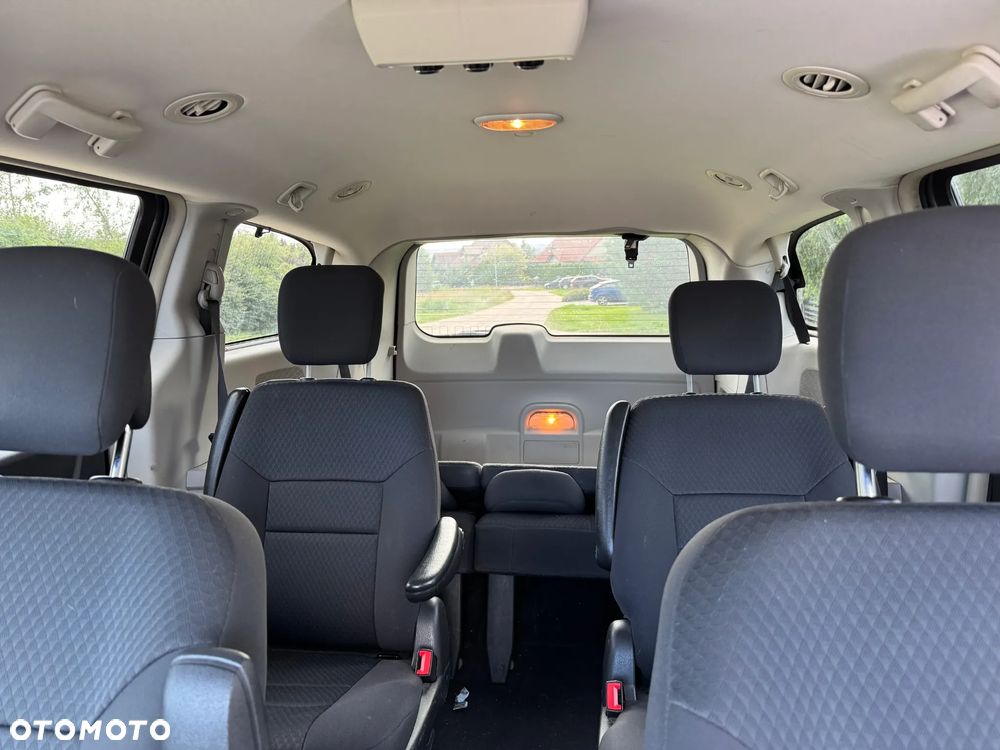 Chrysler Grand Voyager - 6