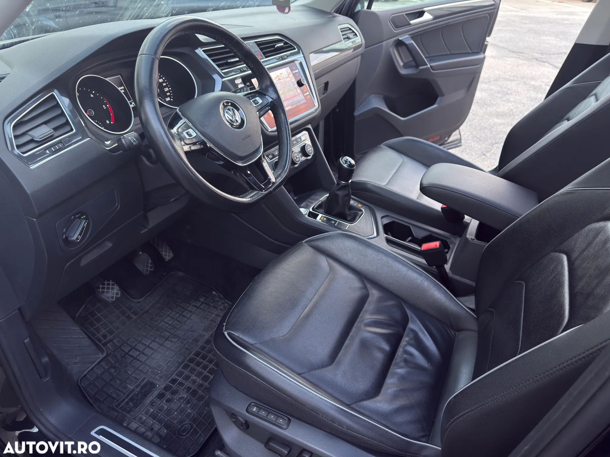 Volkswagen Tiguan 2.0 TDI DPF Comfortline - 12
