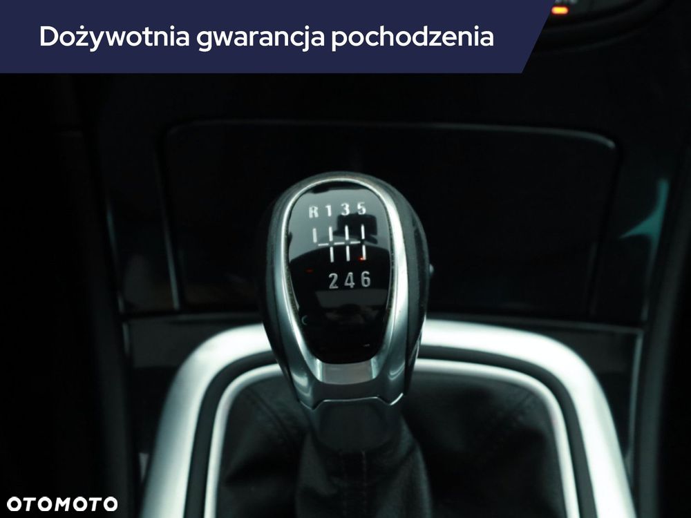 Opel Insignia - 17