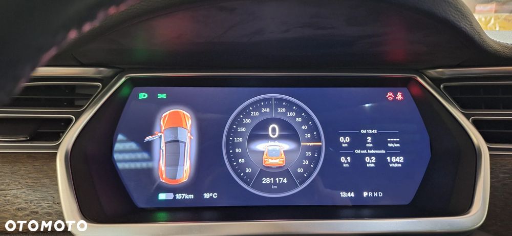 Tesla Model S Standard - 9