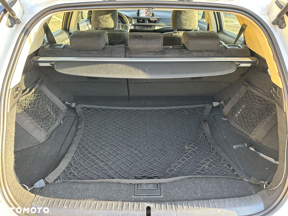 Lexus CT 200h Elegance - 16