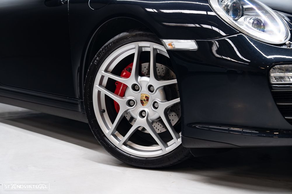 Porsche 911 (997) Carrera 4 S PDK - 4