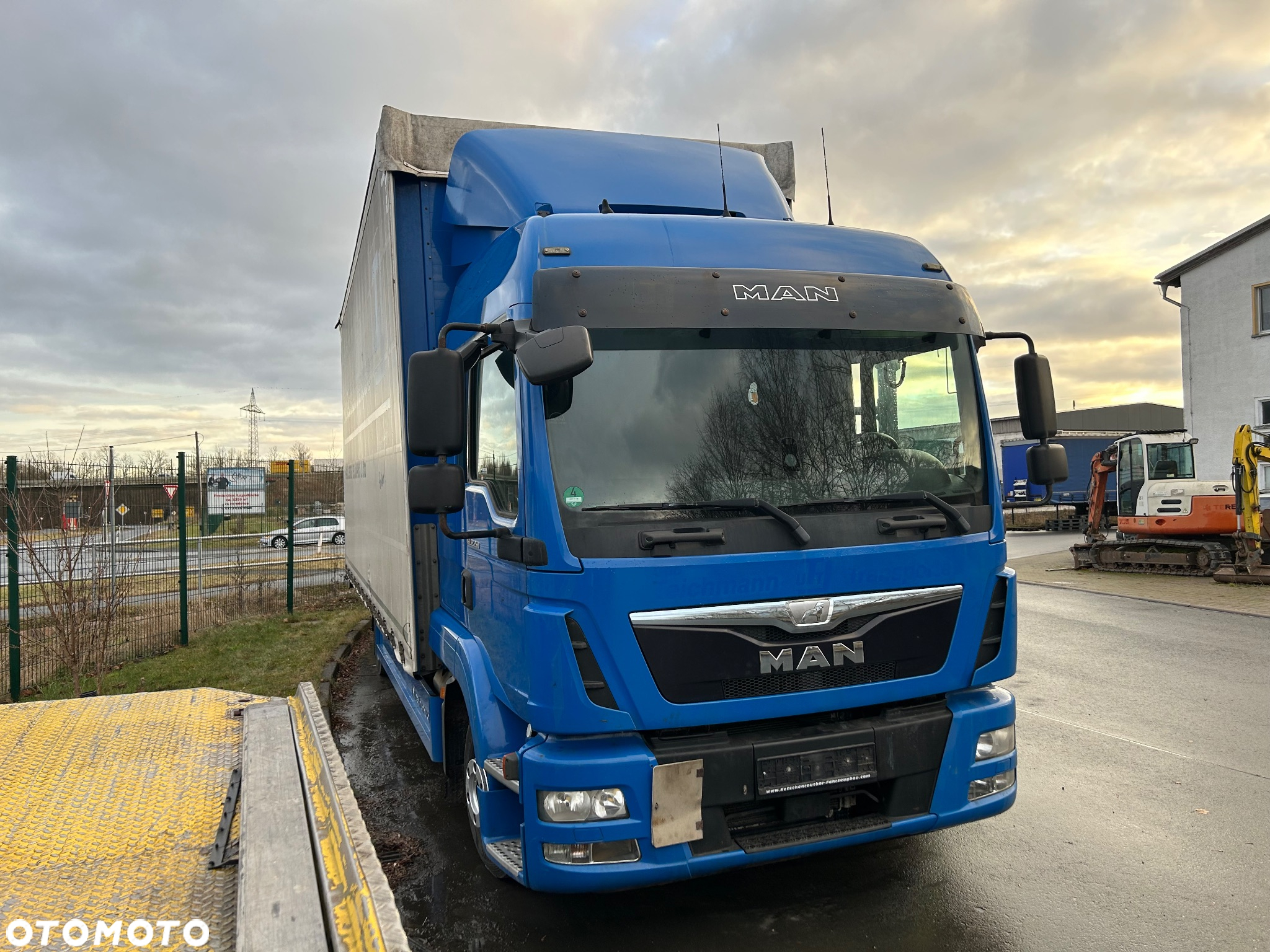 MAN TGL 12.250 cena za ZESTAW TANDEM UNIKAT przebieg z Niemiec MANUAL HAK / EURO 6 / przyczepa zestaw jumbo / opony 80% - 18