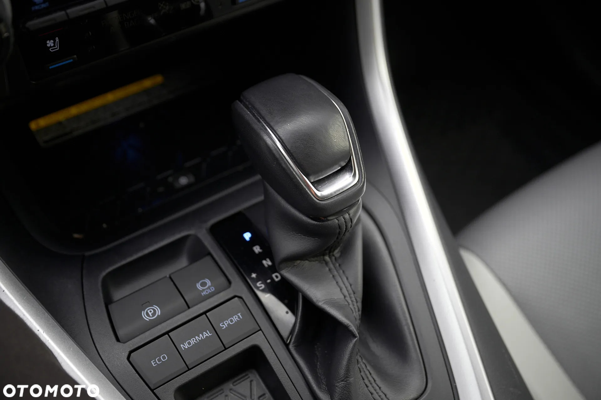 Toyota RAV4 2.5 Hybrid Executive 4x2 - 31