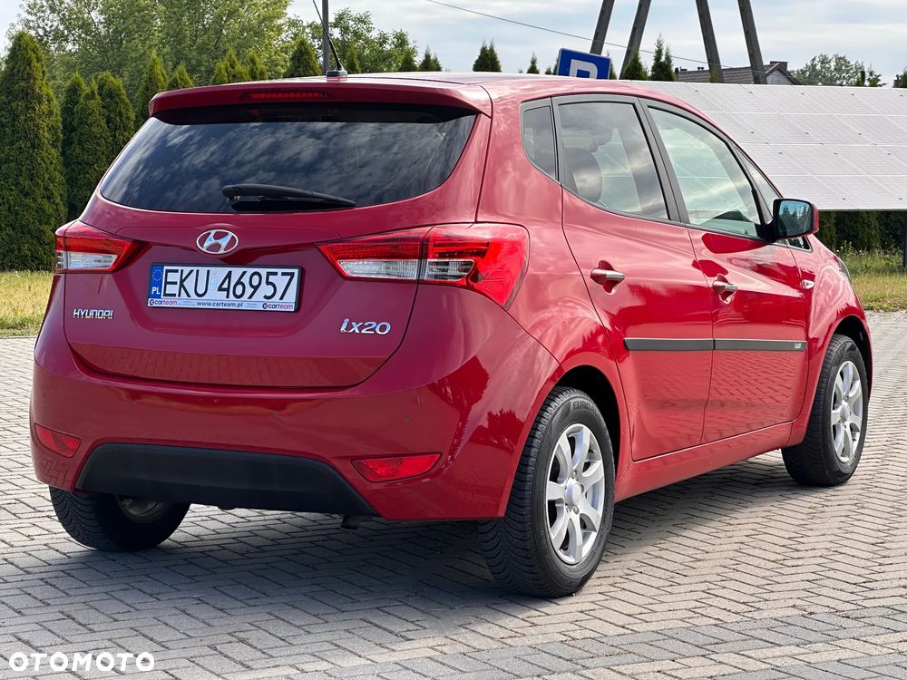 Hyundai ix20 1.6 blue Trend - 19