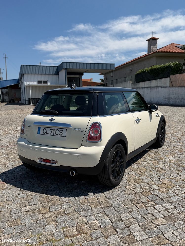 MINI 3 Portas - 4