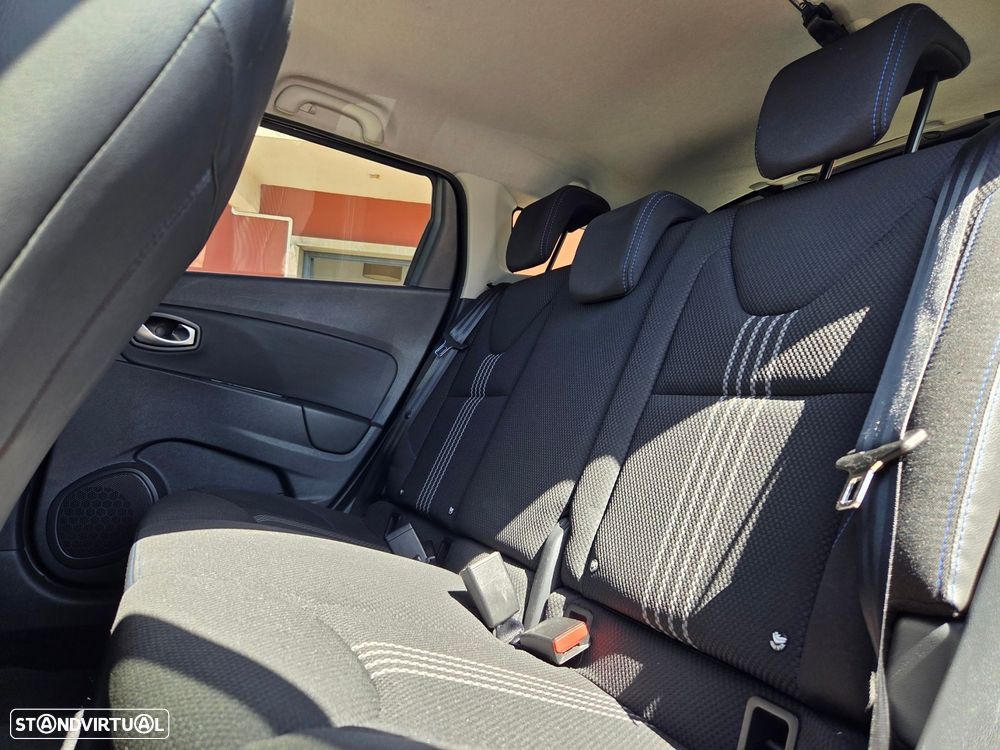 Renault Clio Sport Tourer - 28